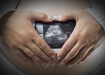 Внематочная беременность - симптомы и причины